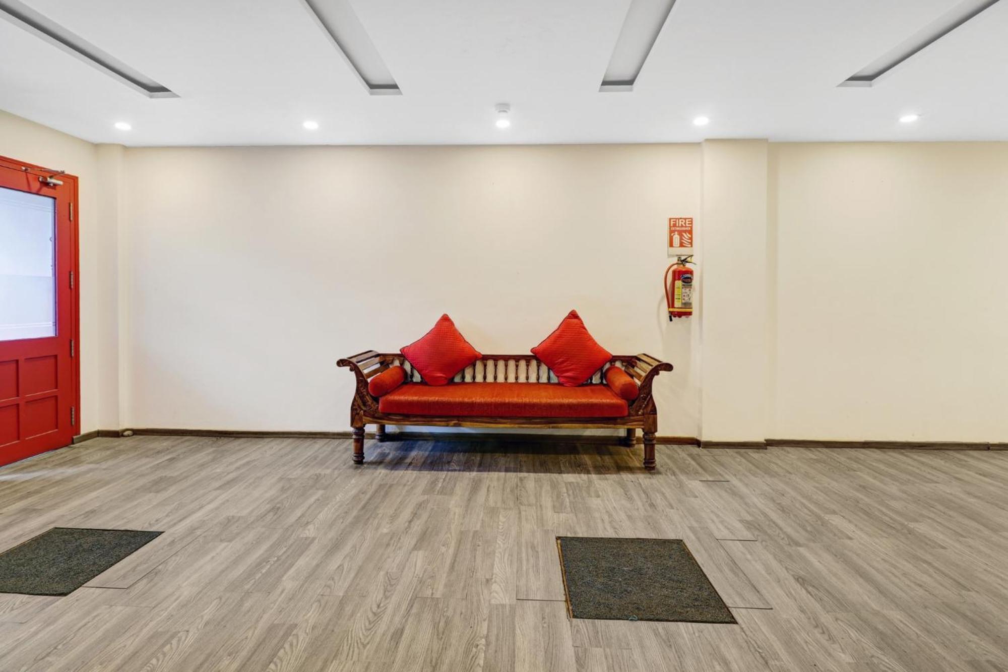 Hotel O Royal Encore Bangalore Eksteriør bilde